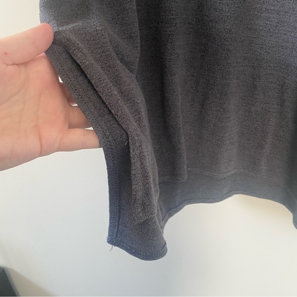 Wilfred Free | Aritzia Grey/Black Marled Flowy Scoop-Neck Tank Top Size Small - Picture 4 of 5